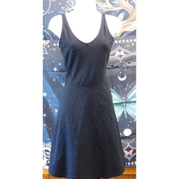 Old Navy Dresses & Skirts - Old Navy Black Skater Dress